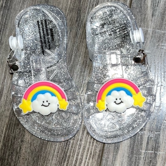 Toddler girls clear rainbow jellies size 3/4 like new - Picture 1 of 6